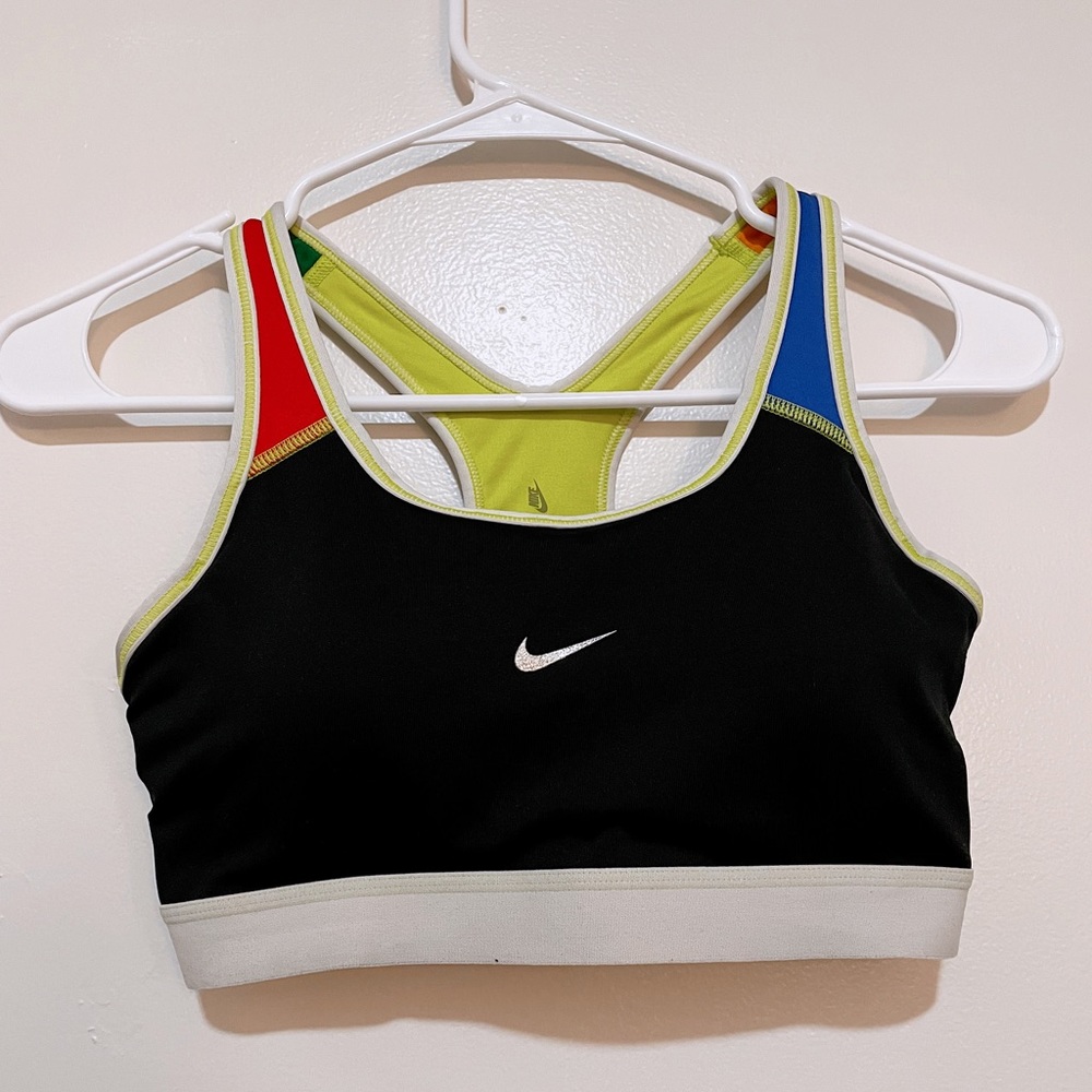 The CUTEST Nike Sports Bra